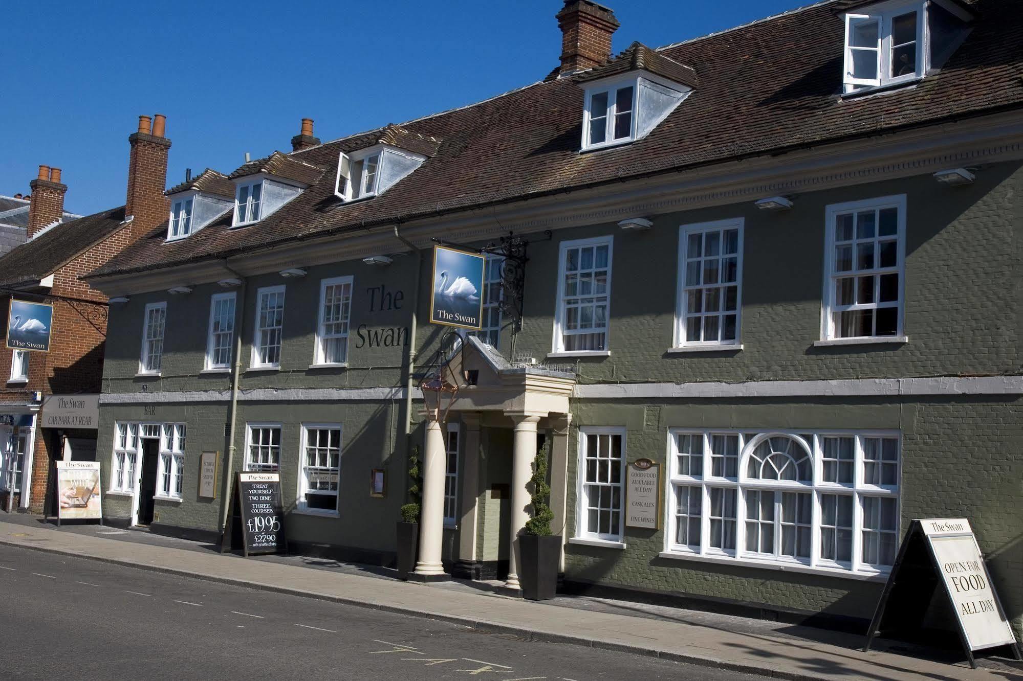 Swan Hotel By Greene King Inns Alton  Exterior photo